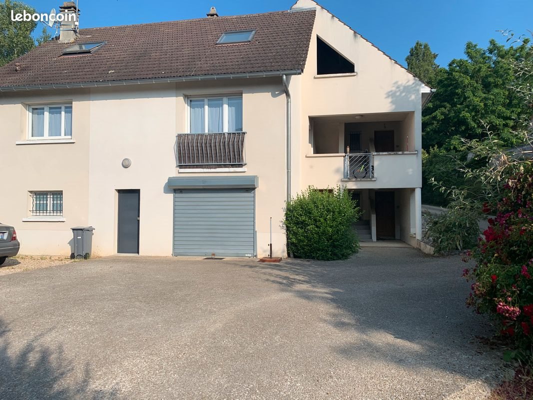 Appartement à louer, 35m², Linas