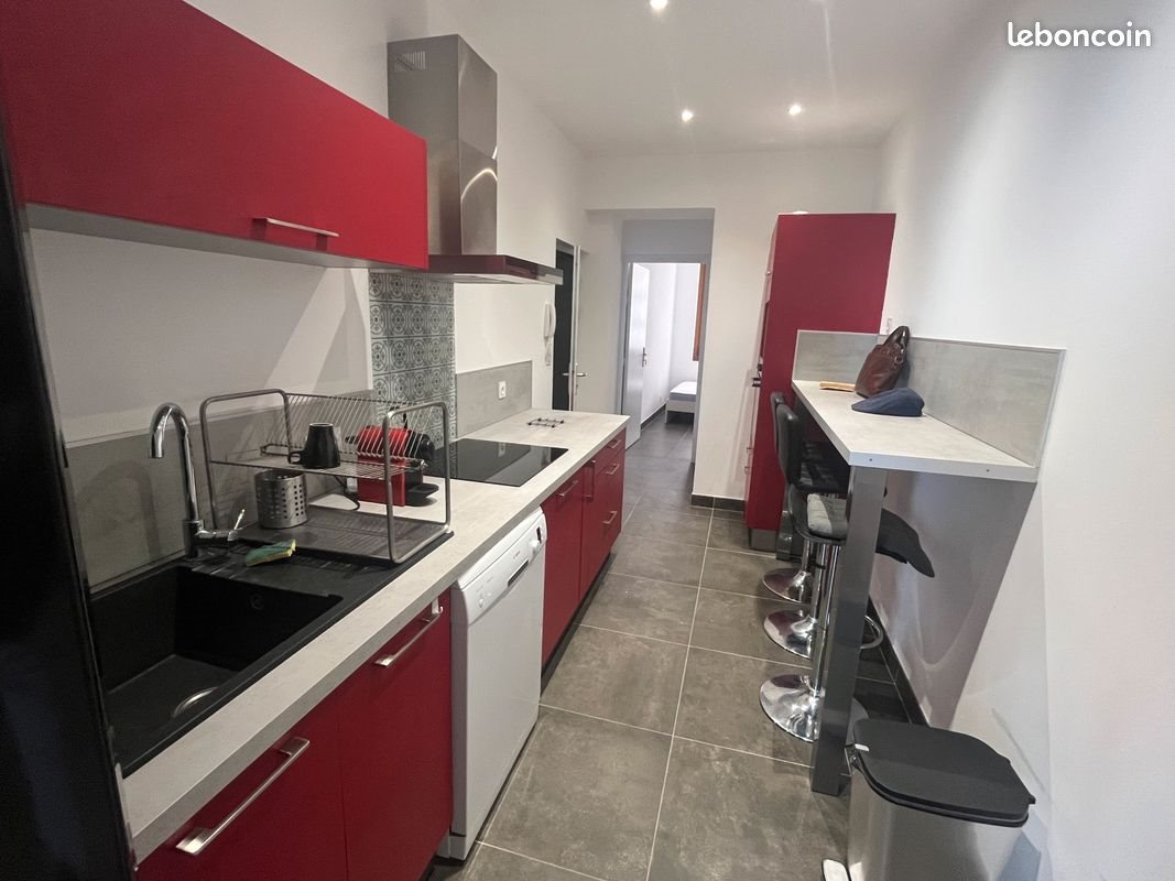 Appartement à louer, 74m², Nîmes