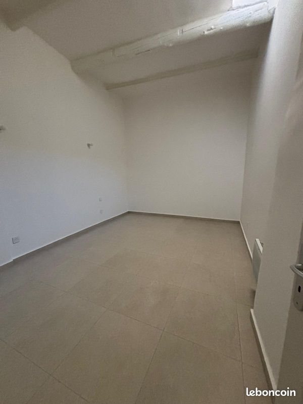 Appartement à louer, 77m², Carpentras