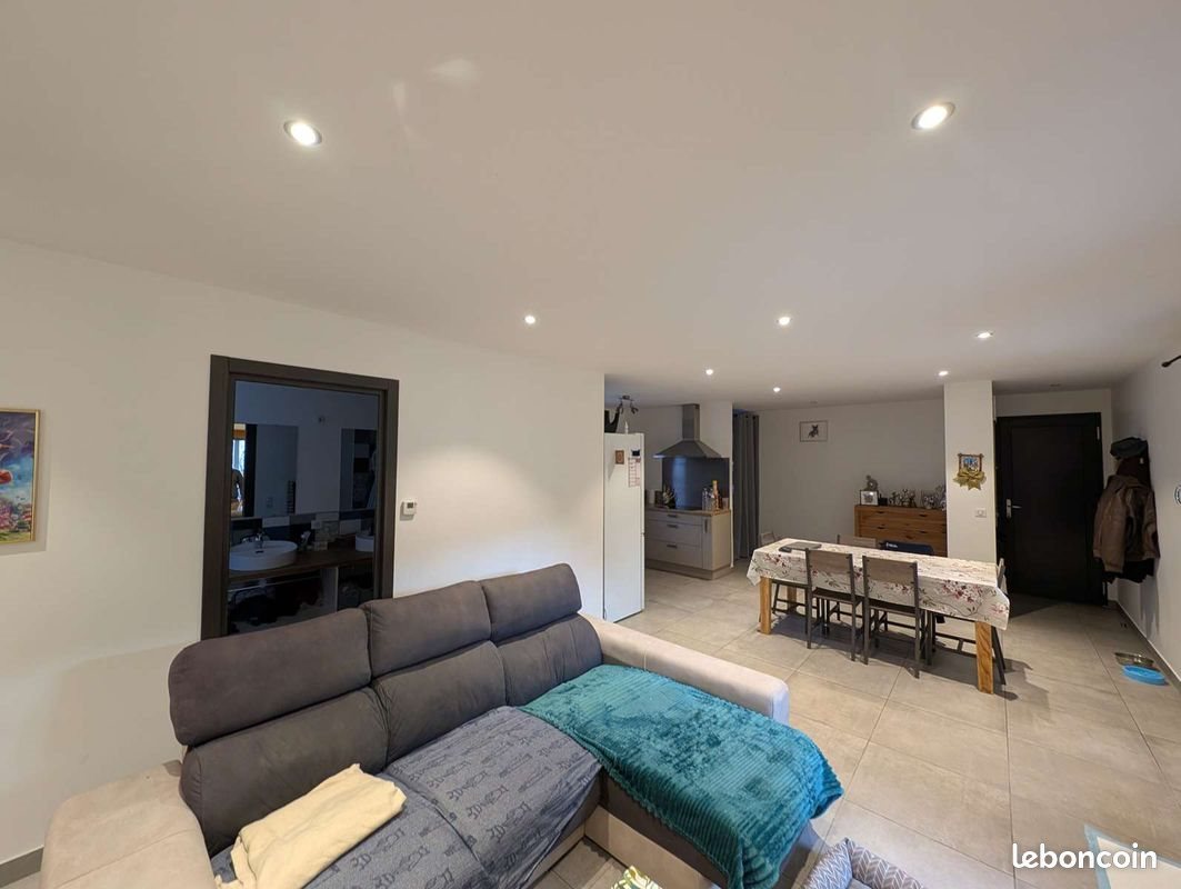 Appartement à louer, 83m², Coise-Saint-Jean-Pied-Gauthier