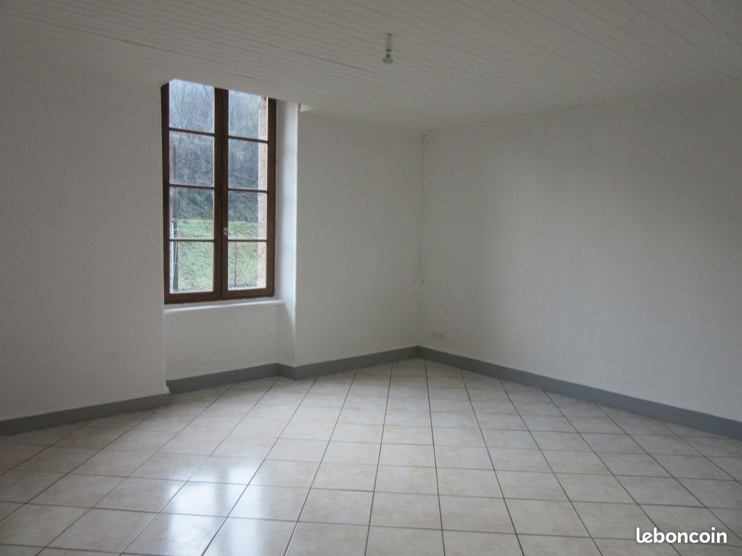 Appartement à louer, 74m², Robiac-Rochessadoule