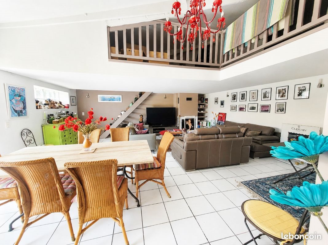 Maison à vendre, 140m², Orange