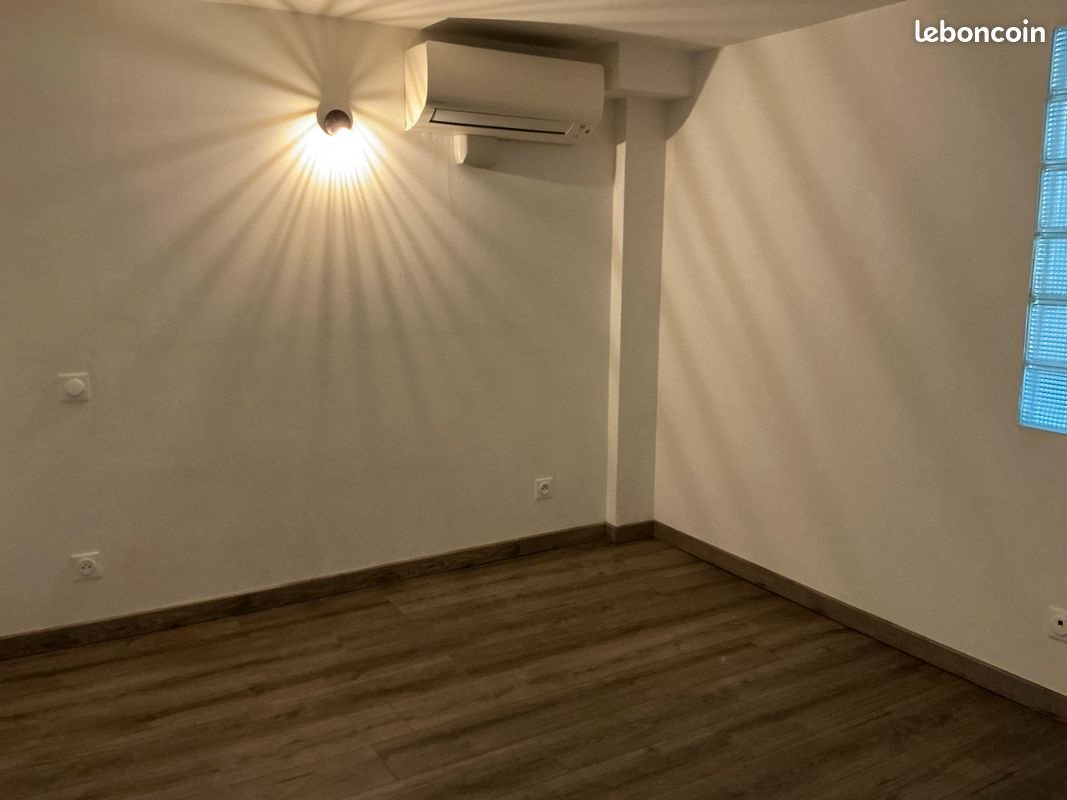 Appartement à louer, 77m², Toulon