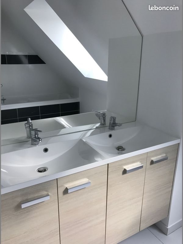Maison à louer, 97m², Elven