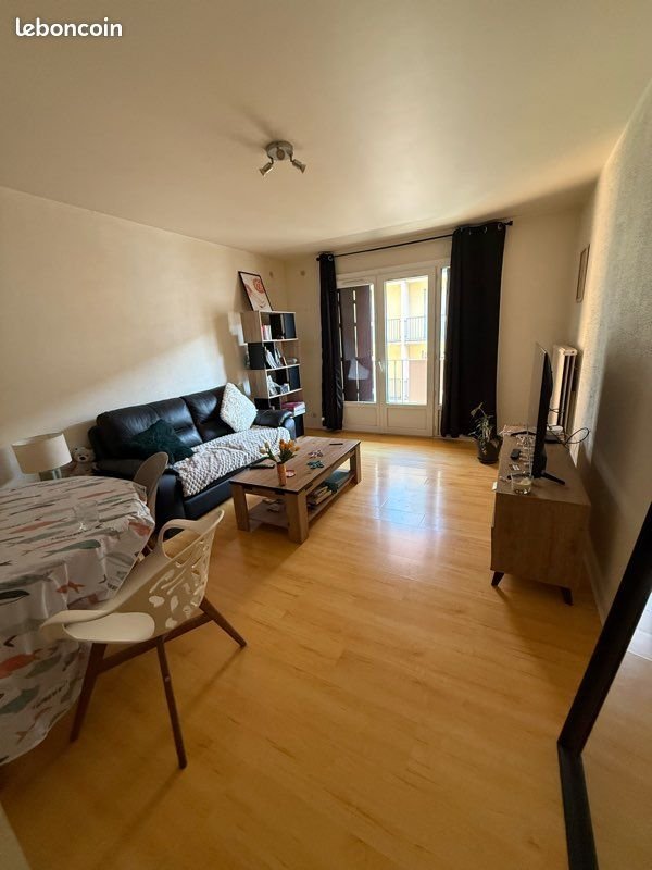 Appartement à louer, 55m², Pau