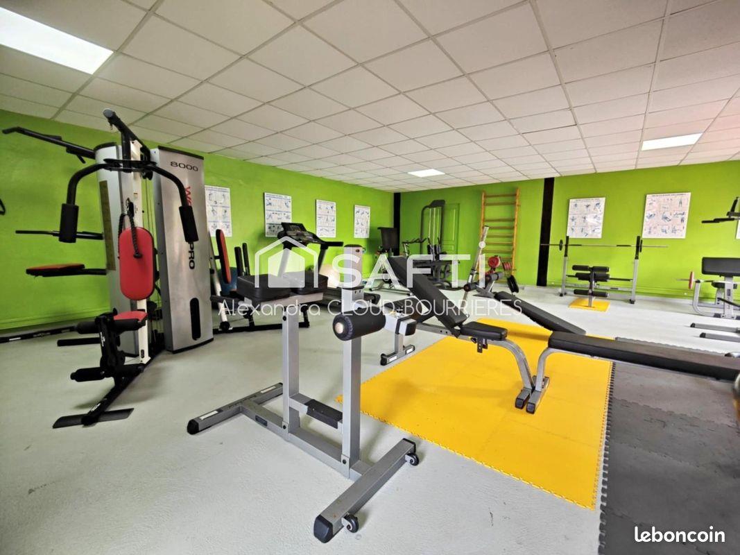 Appartement à vendre, 960m², Kourou