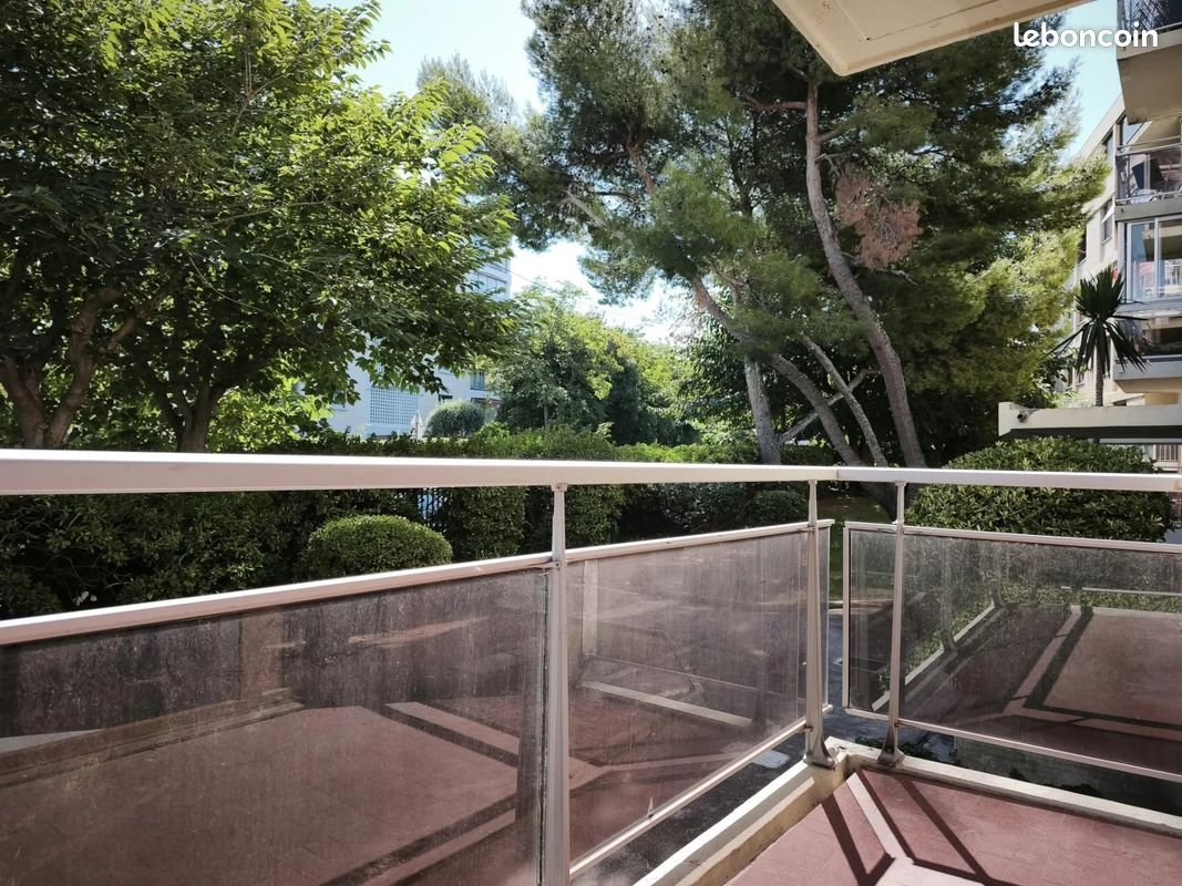 Appartement à louer, 50m², Marseille 8ème