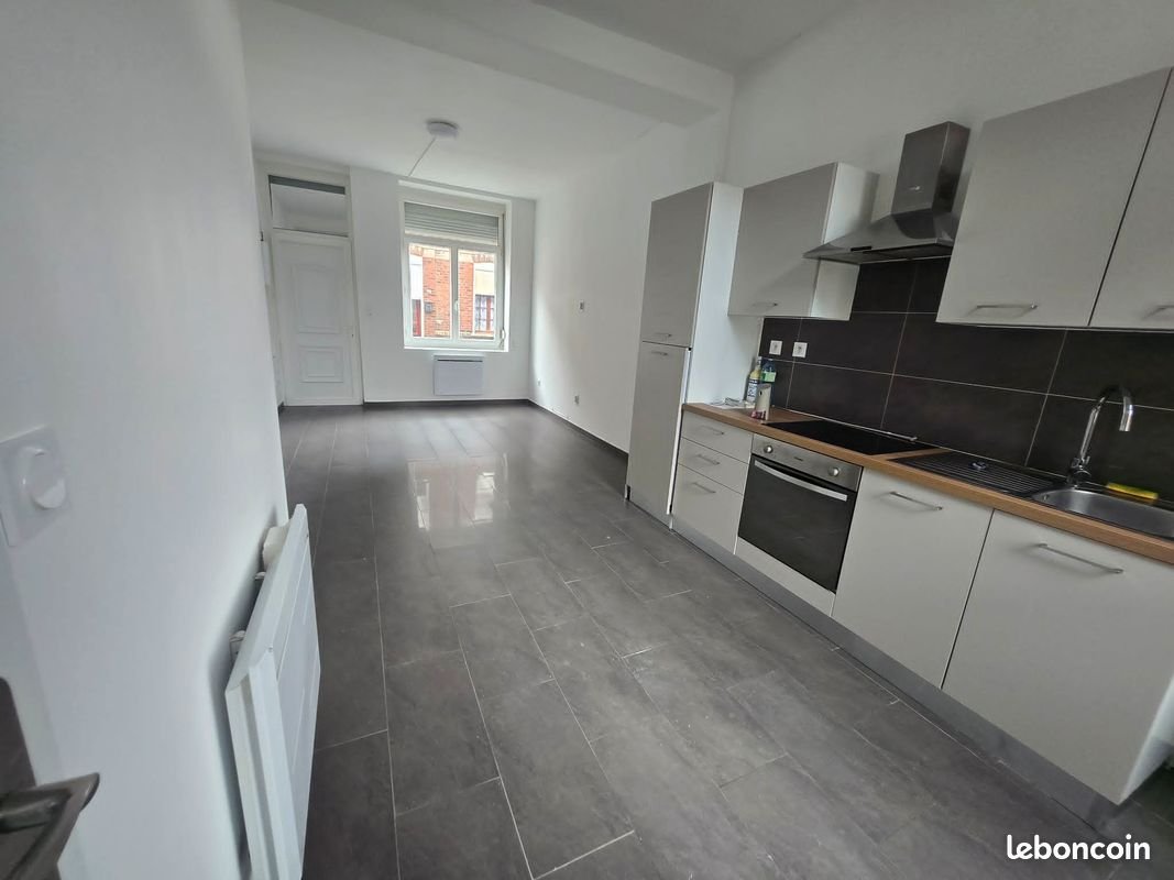 Maison à louer, 71m², Crespin