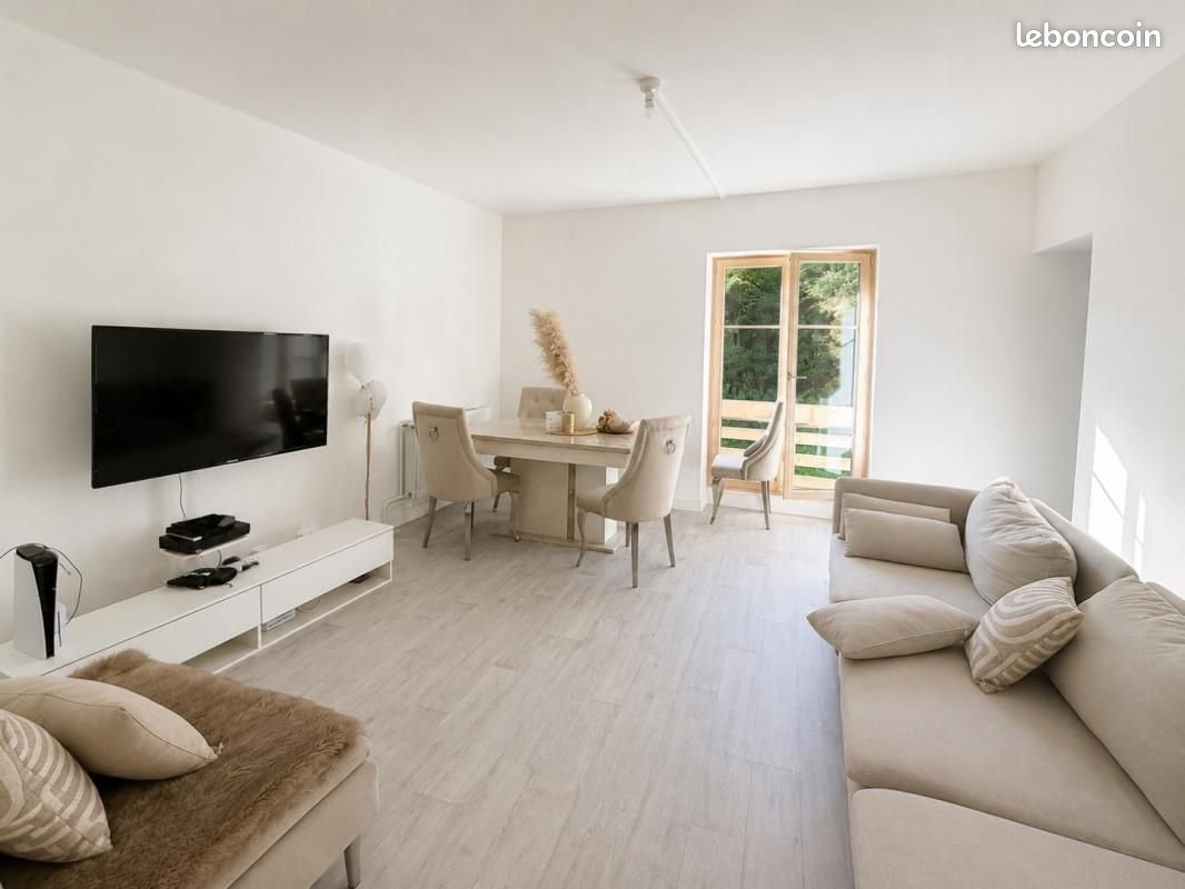 Appartement à louer, 76m², Rouxmesnil-Bouteilles