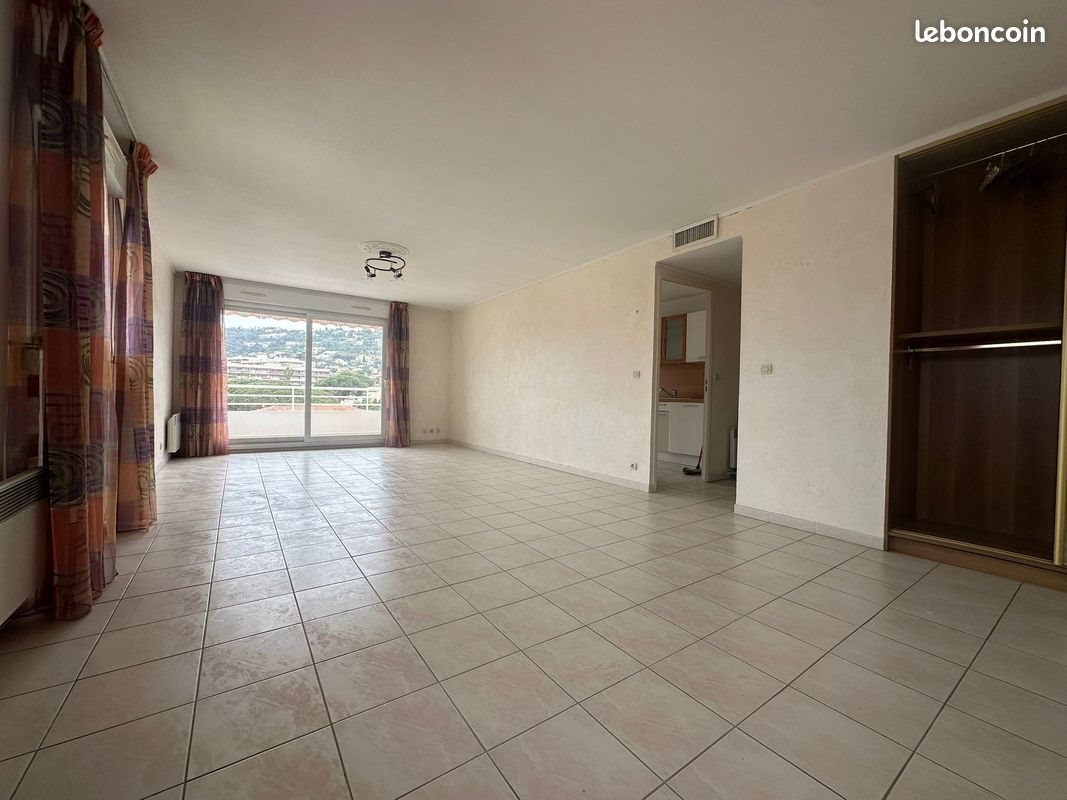 Appartement à vendre, 78m², Vallauris