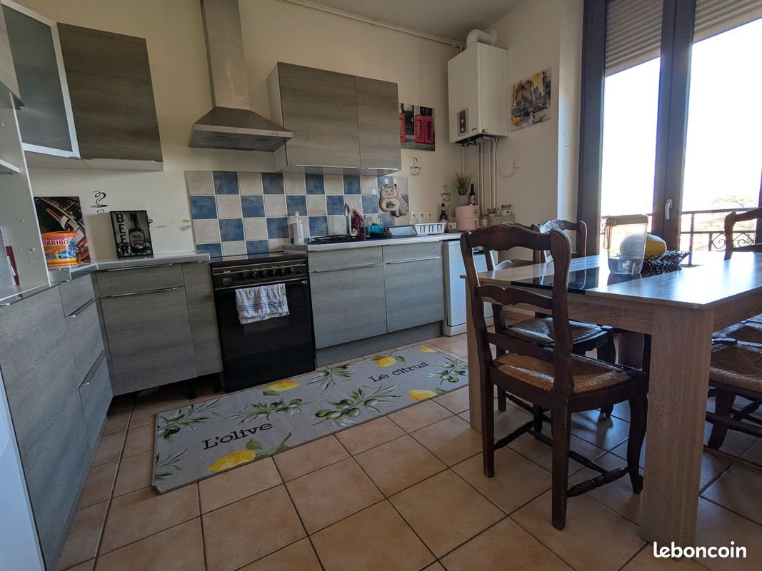 Appartement à louer, 70m², Châtel-Guyon