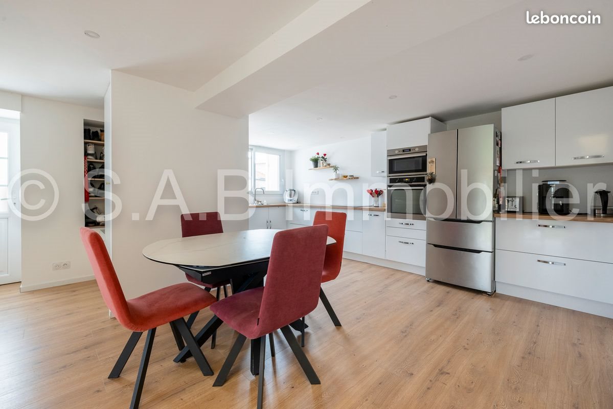 Maison à vendre, 139m², Pérignat-sur-Allier