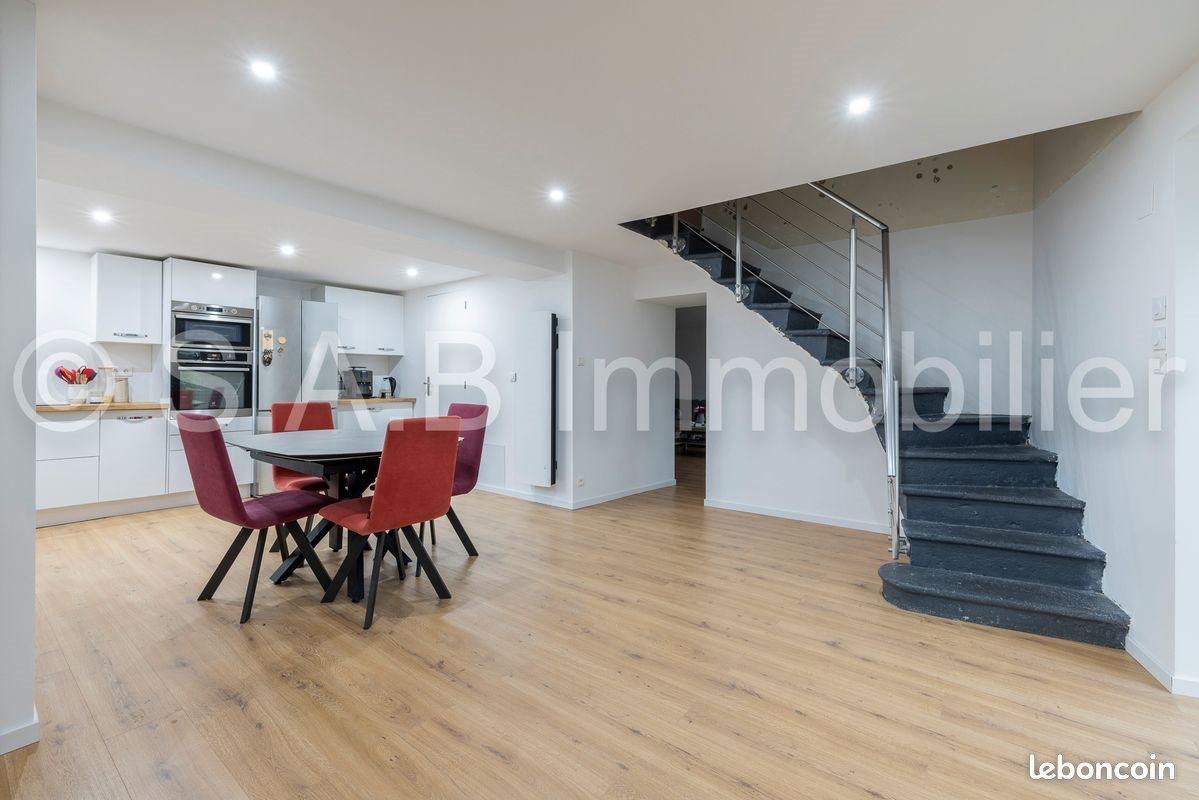 Maison à vendre, 139m², Pérignat-sur-Allier