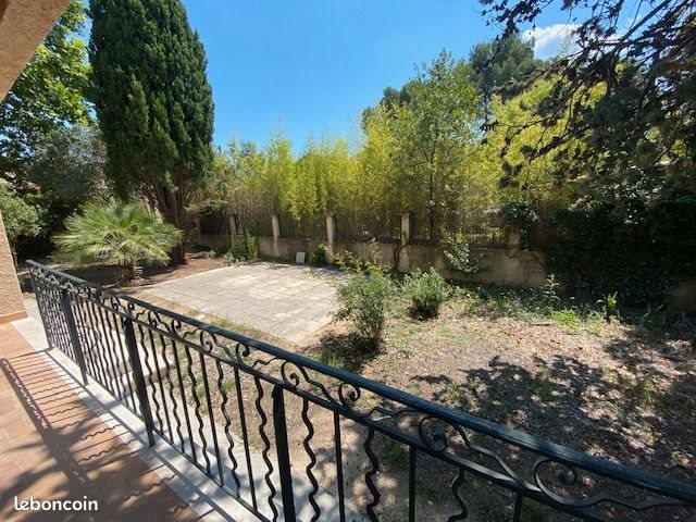 Maison à louer, 80m², Saint-Cannat