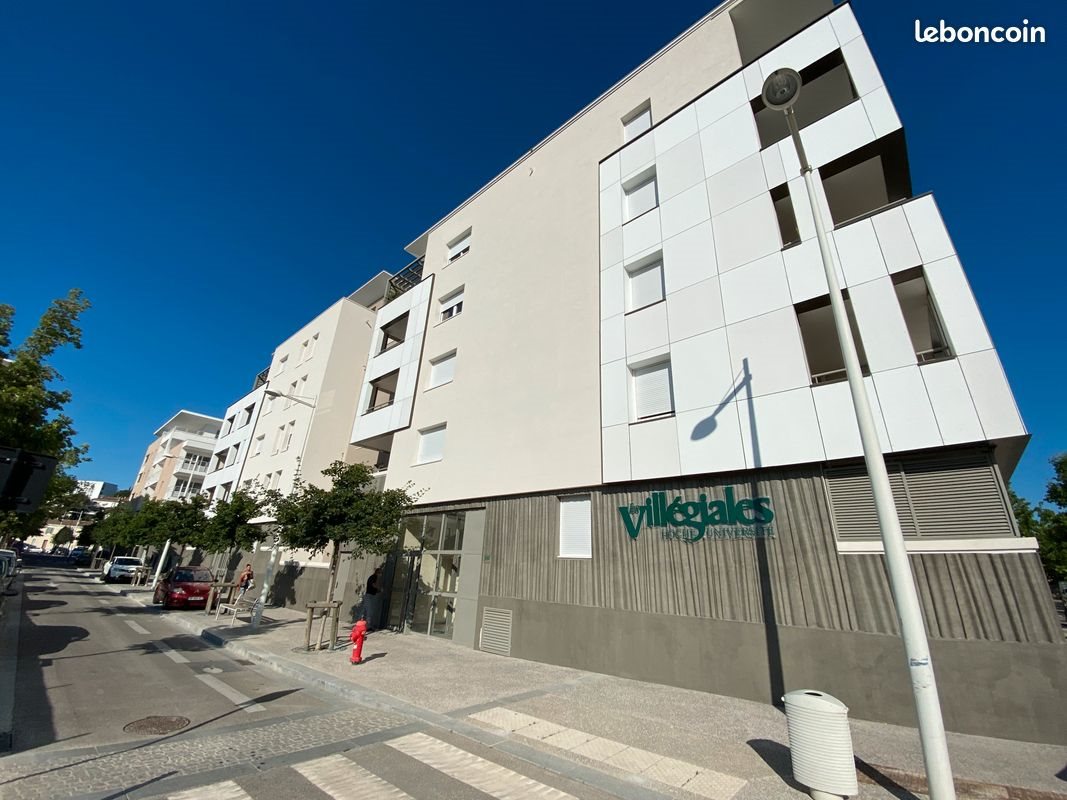 Appartement à louer, 49m², Nîmes