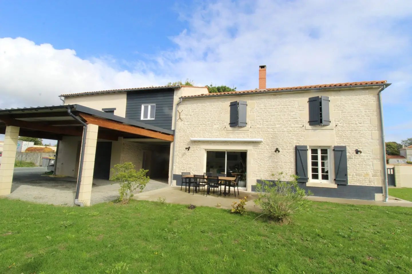 Maison à vendre, 140m², Saint-Hilaire-la-Palud