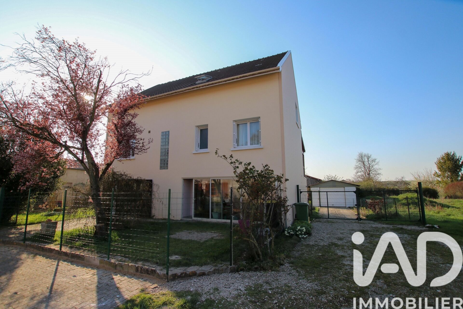 Maison à vendre, 225m², Moncetz-Longevas