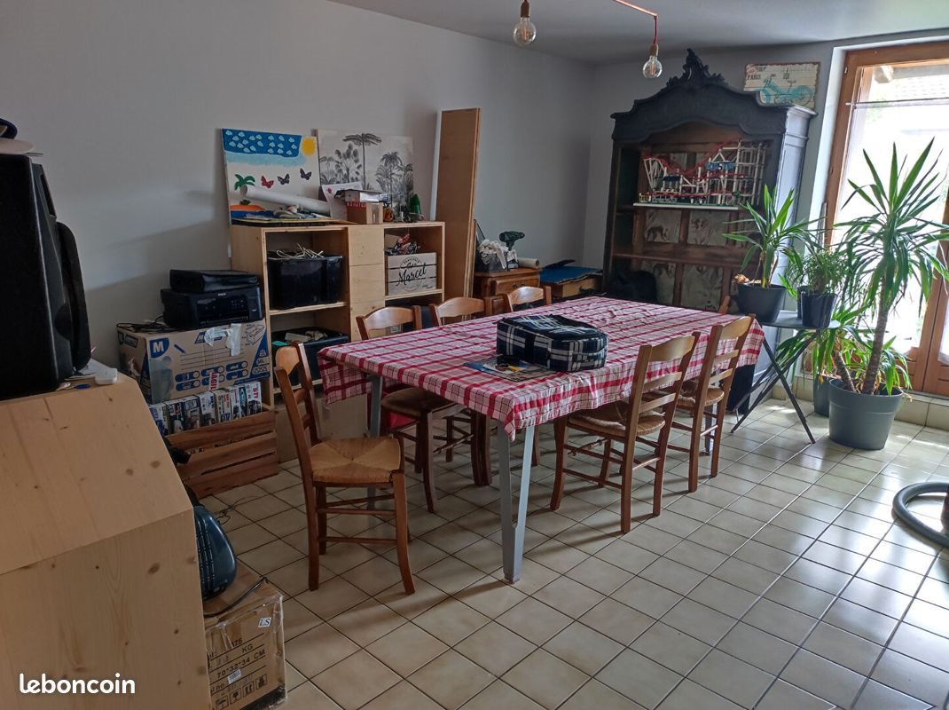 Appartement à louer, 76m², Polliat