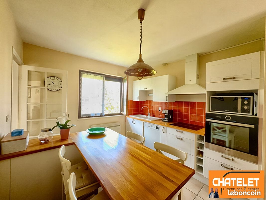 Maison à vendre, 137m², Péronnas