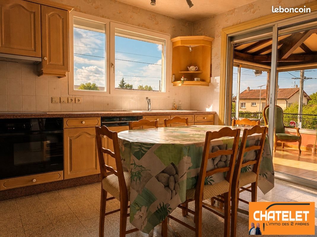 Maison à vendre, 134m², Péronnas