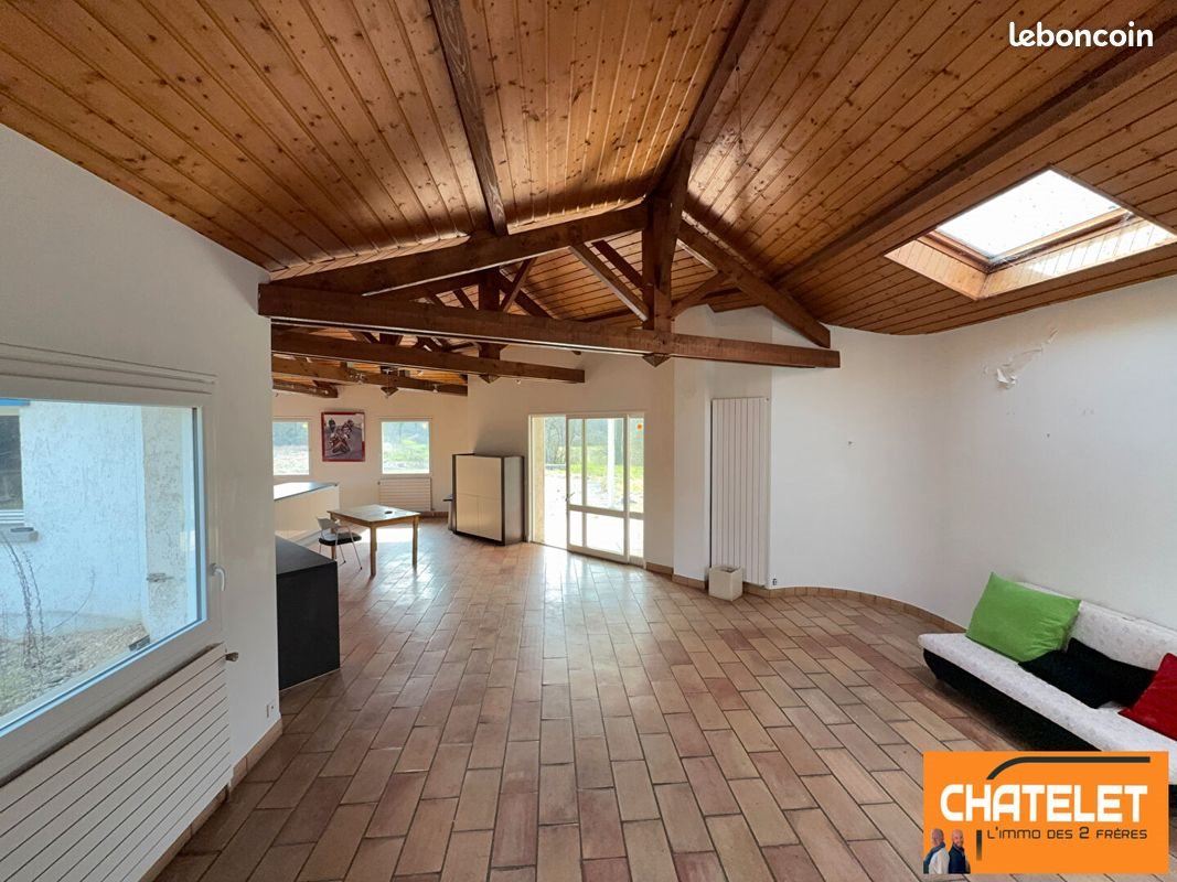 Maison à vendre, 158m², Saint-Denis-lès-Bourg