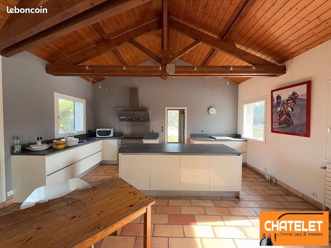 Maison à vendre, 158m², Saint-Denis-lès-Bourg