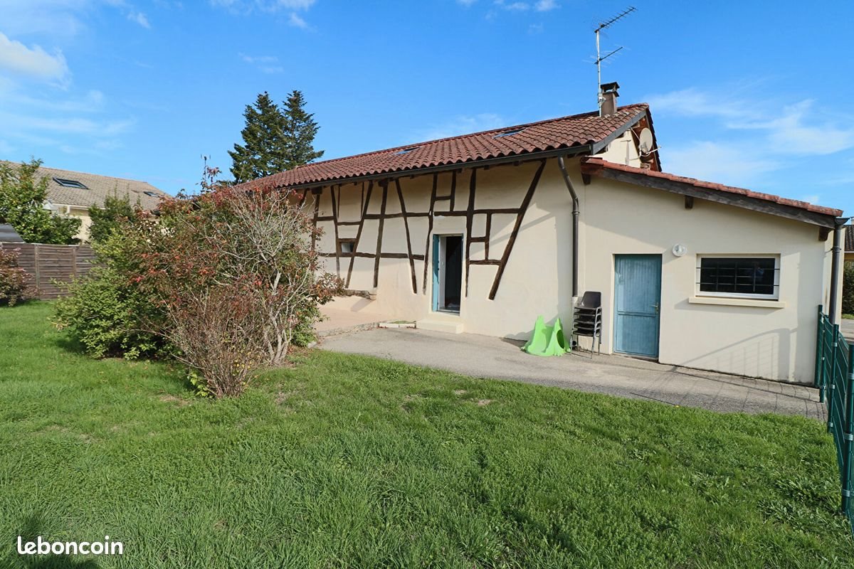 Maison à louer, 105m², Montagnat