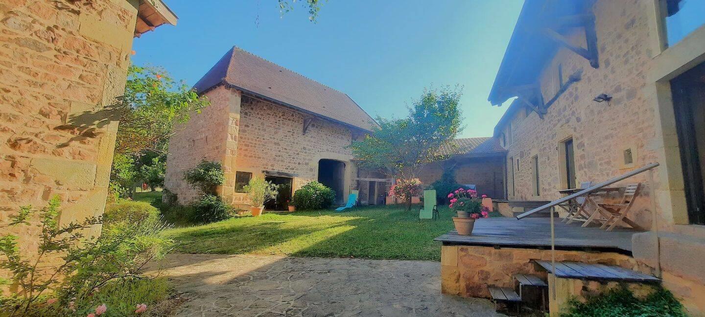 Maison à vendre, 285m², La Clayette
