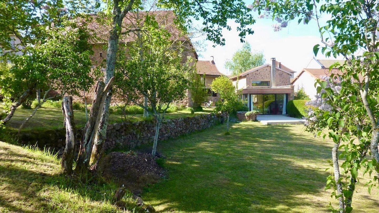 Maison à vendre, 285m², La Clayette