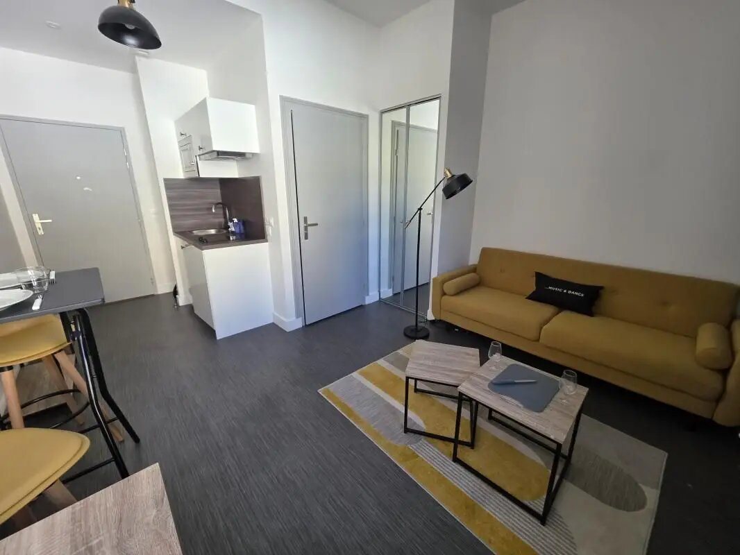 Appartement à louer, 19m², Reims