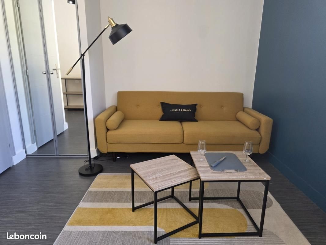 Appartement à louer, 19m², Reims