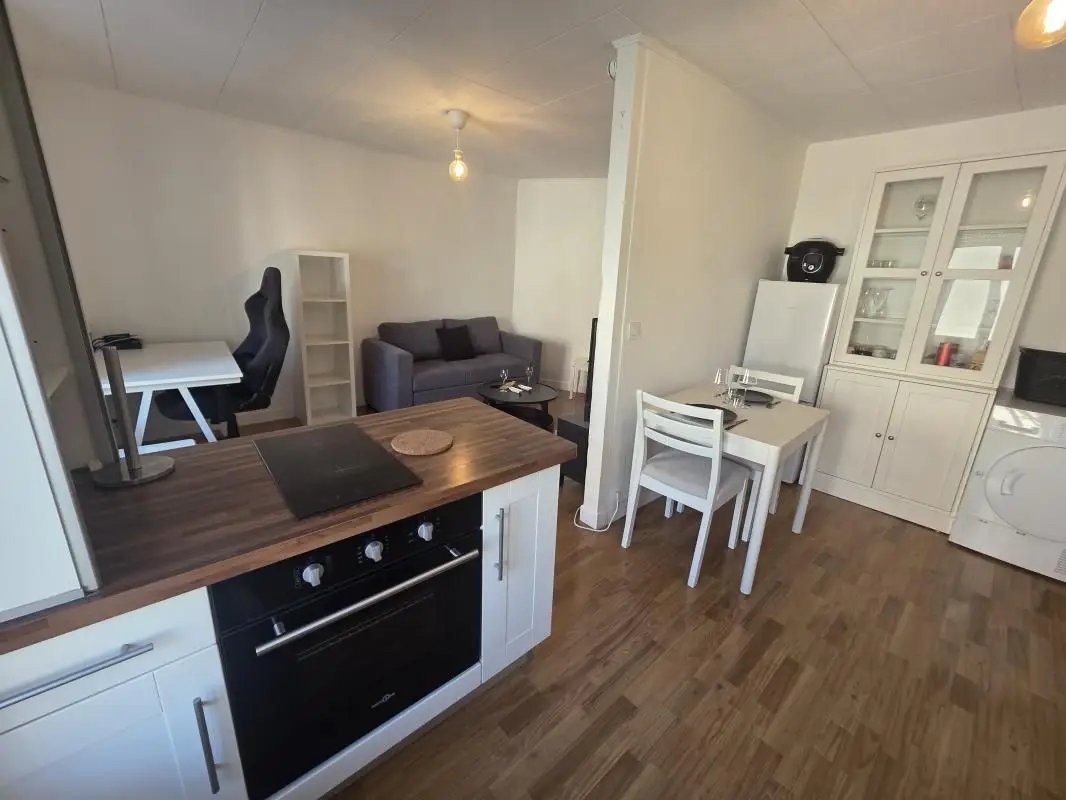 Appartement à louer, 33m², Reims