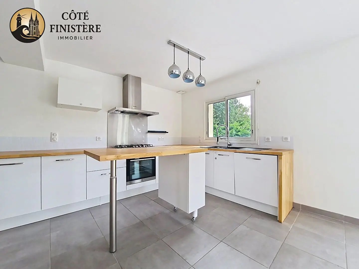 Maison à vendre, 114m², Tréméoc