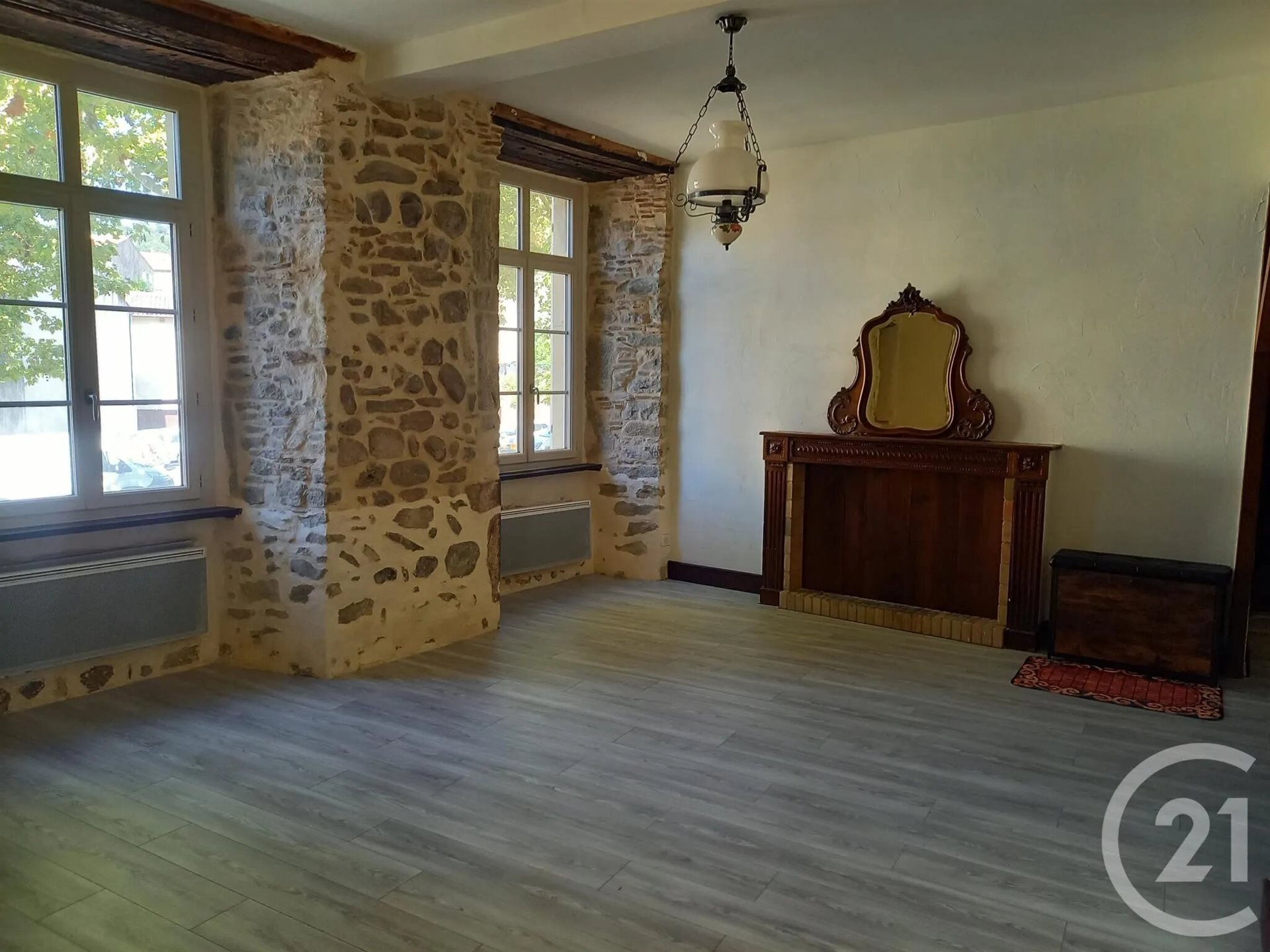 Appartement à louer, 97m², Chalabre