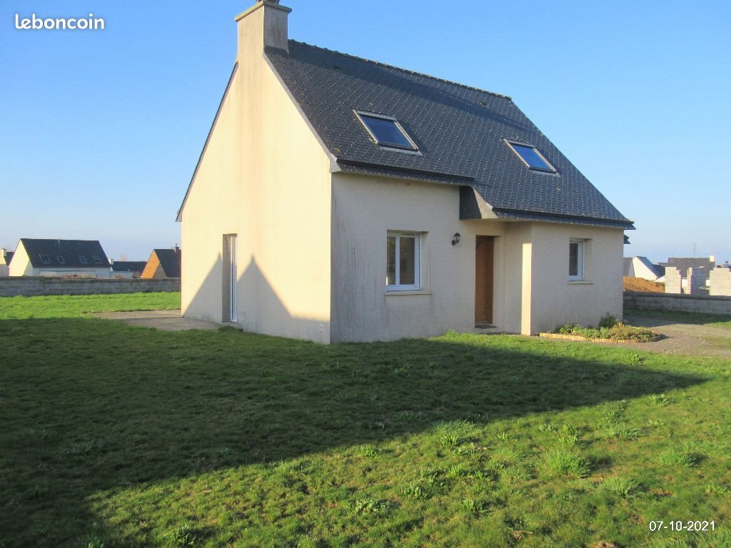 Maison à louer, 86m², Plourin