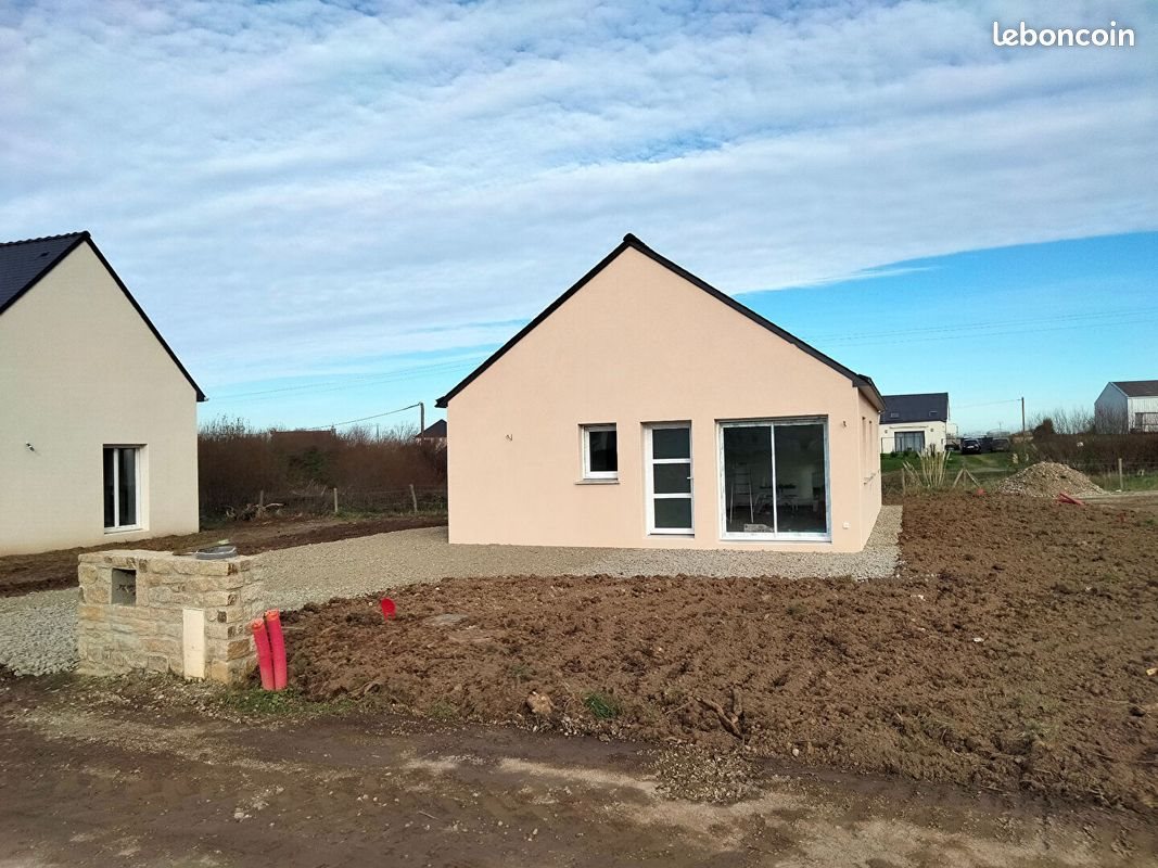 Maison à louer, 76m², Ploudalmézeau