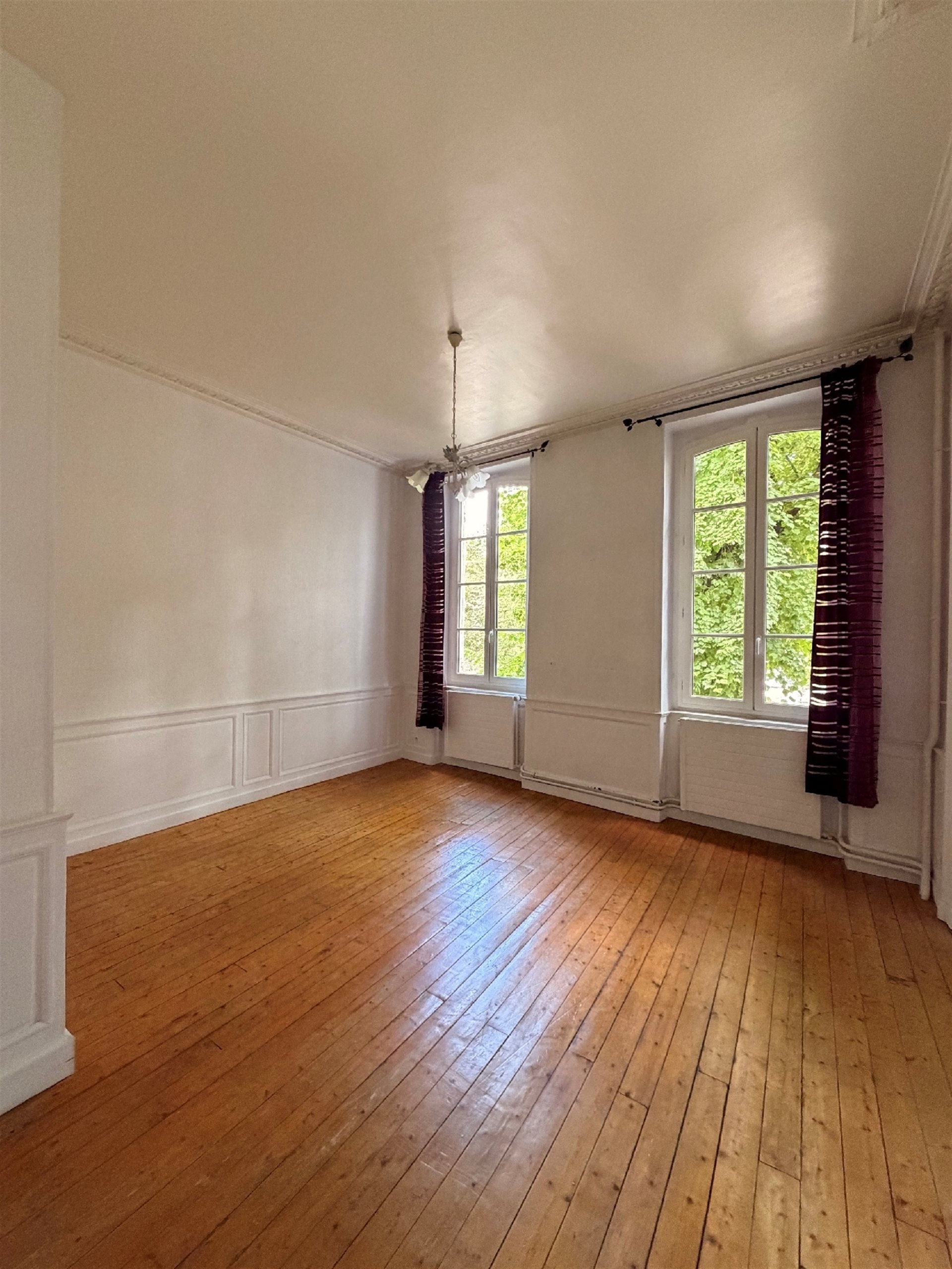 Appartement à louer, 128m², Moulins