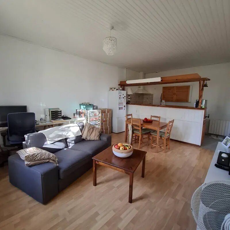 Appartement à louer, 56m², Arès