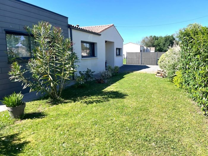 Maison à vendre, 120m², Ecoyeux