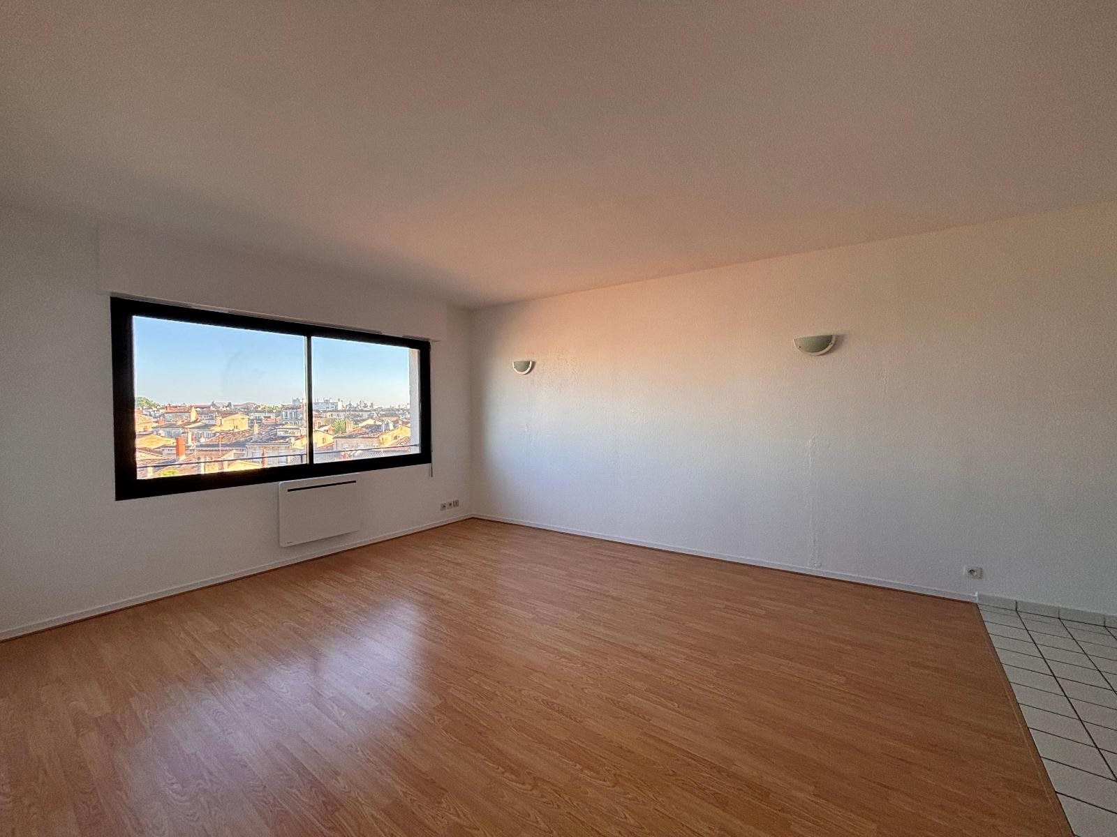 Appartement à louer, 71m², Bordeaux