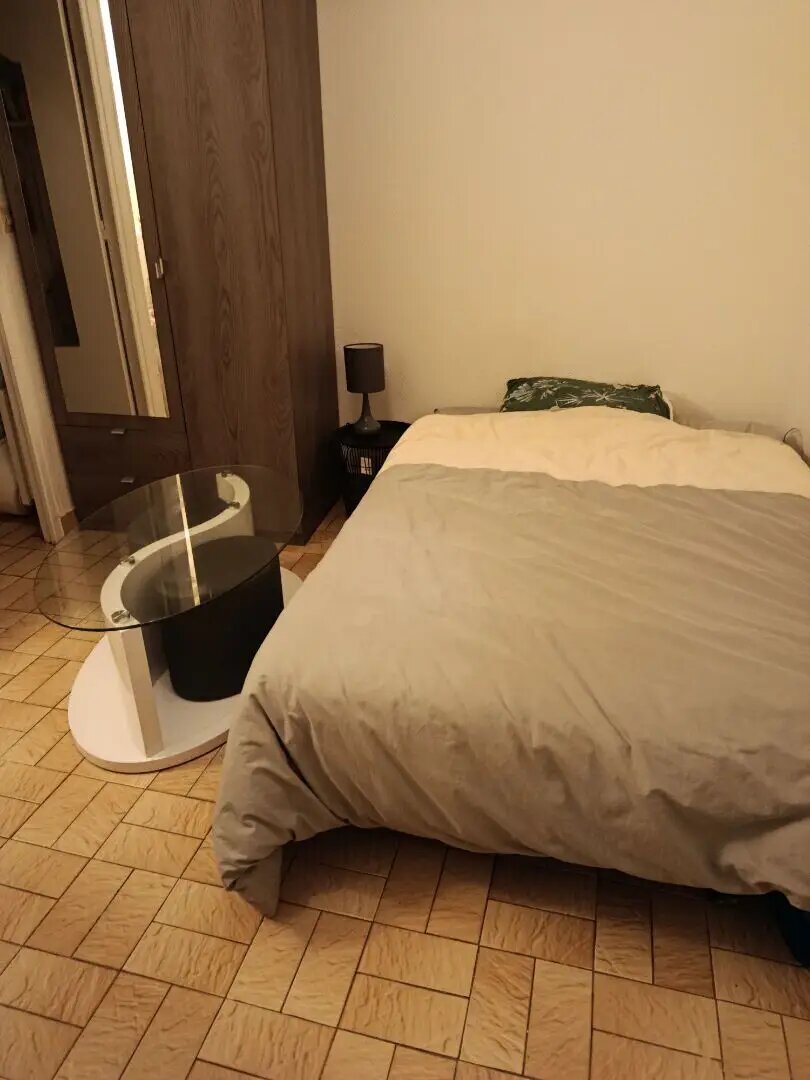 Appartement à louer, 16m², Nanterre