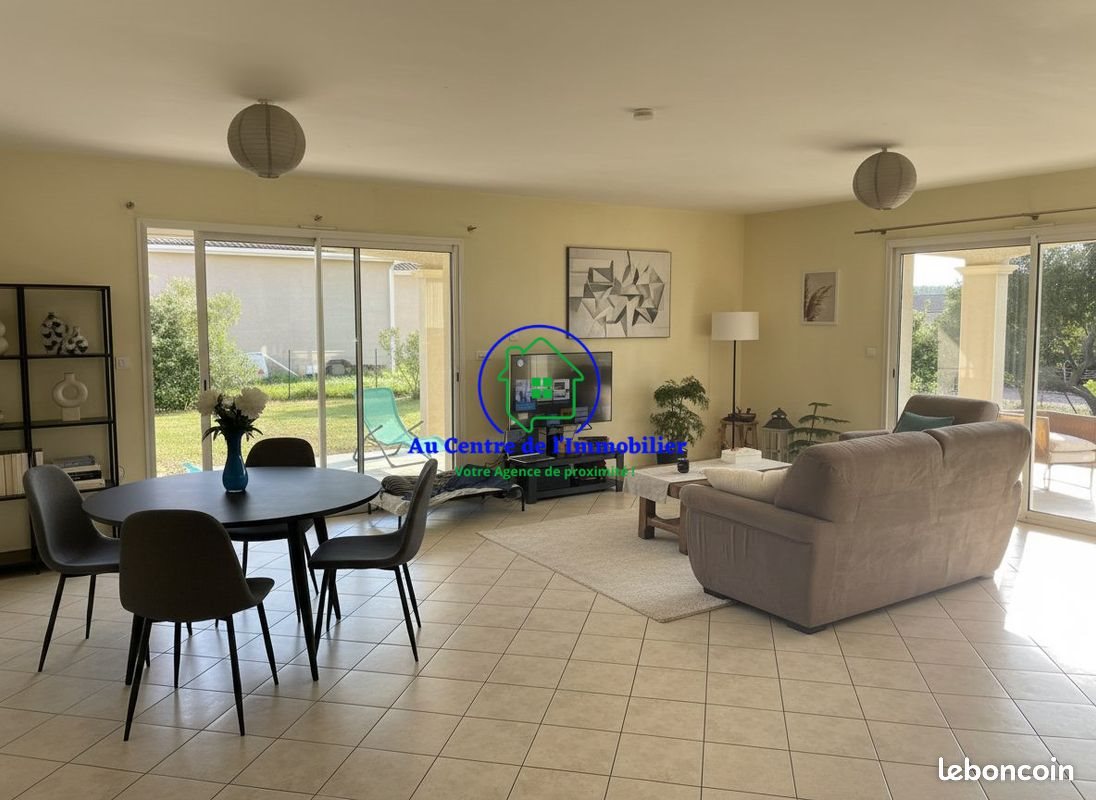 Maison à vendre, 131m², Roquefort
