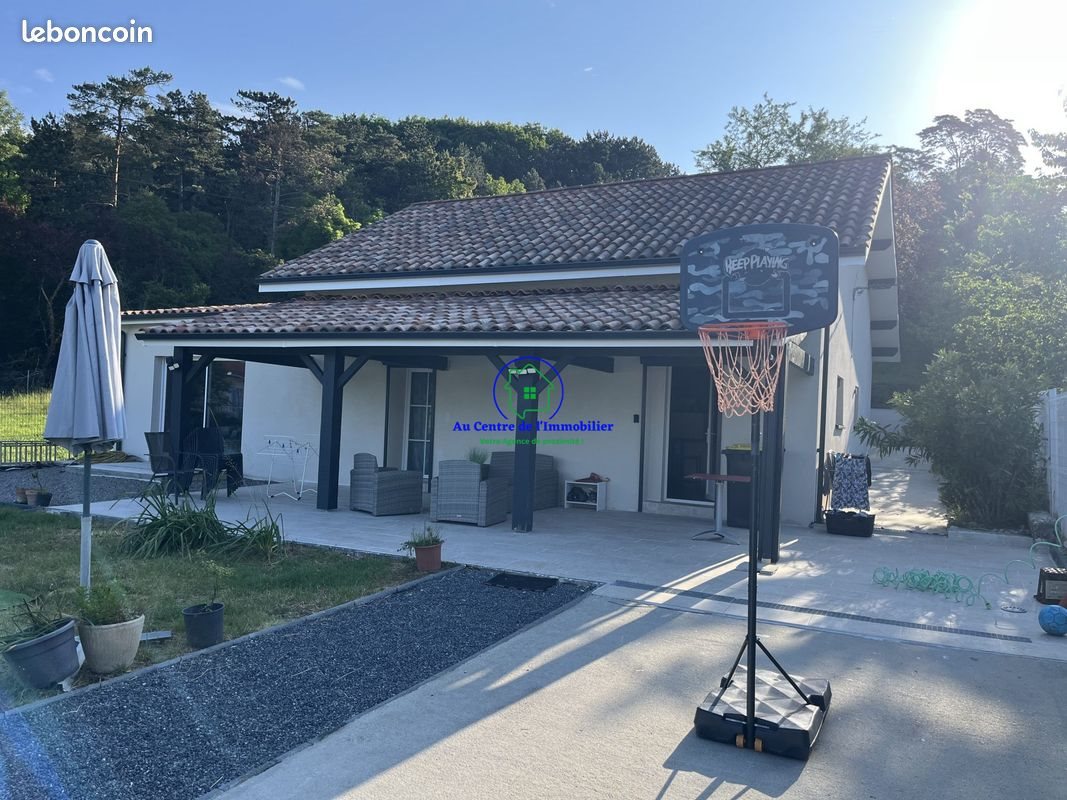 Maison à vendre, 138m², Bon-Encontre