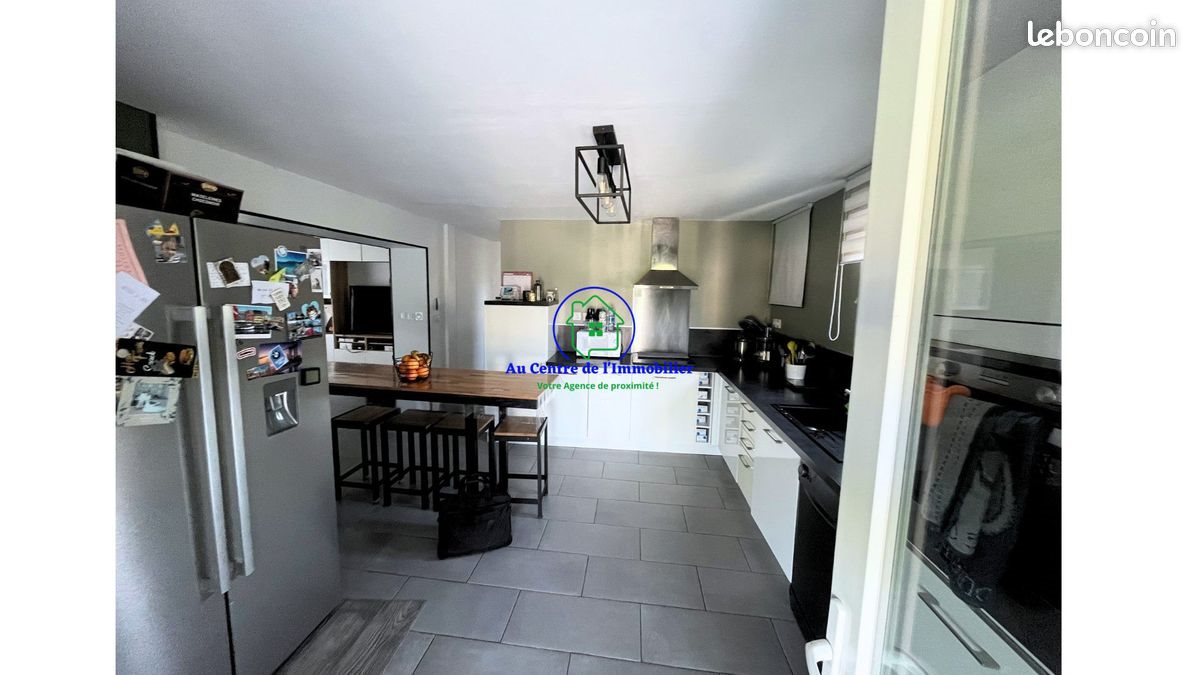 Maison à vendre, 138m², Bon-Encontre