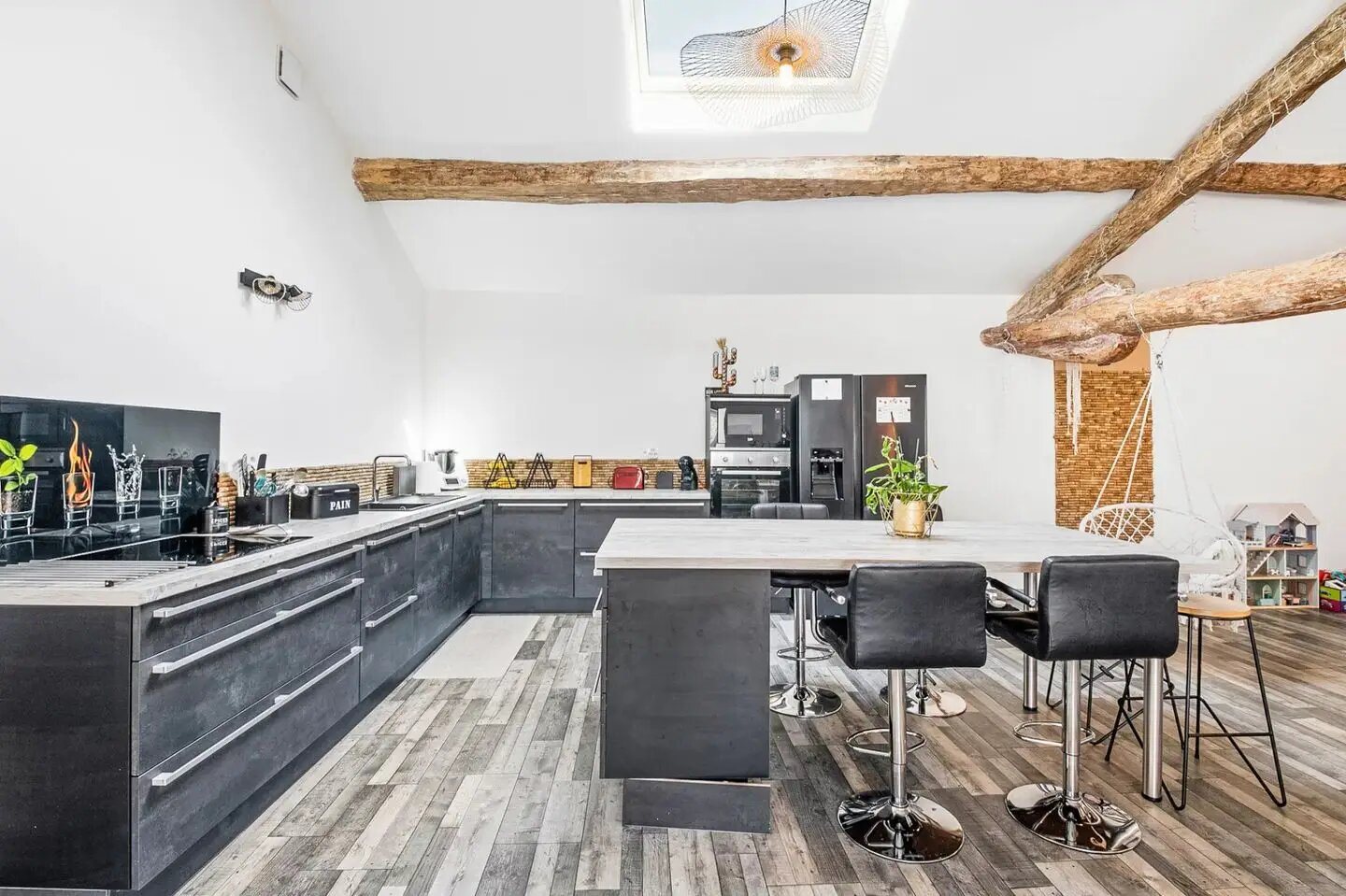 Maison à vendre, 386m², Chambost-Allières