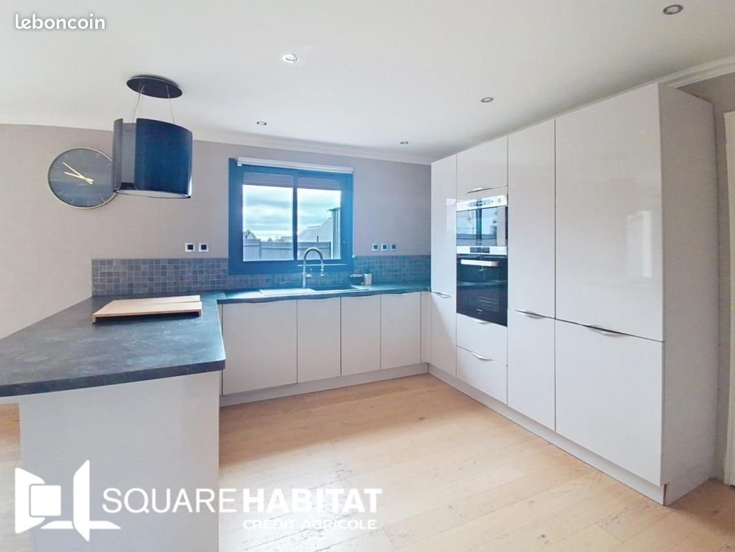 Maison à louer, 99m², Pipriac
