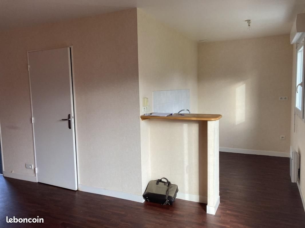 Appartement à louer, 41m², Bégard