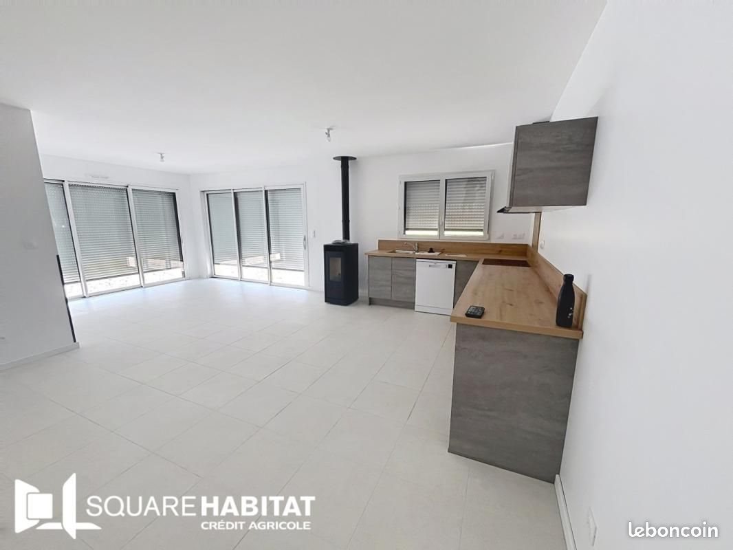 Maison à louer, 74m², Prat