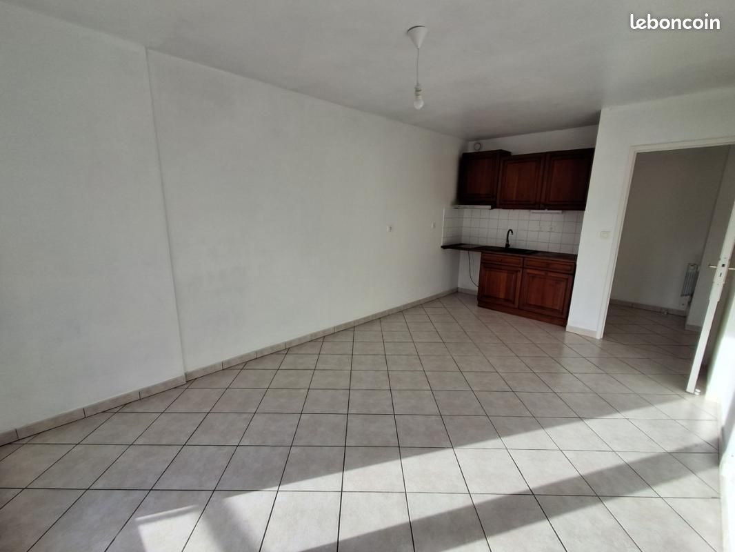 Appartement à louer, 44m², Lamballe