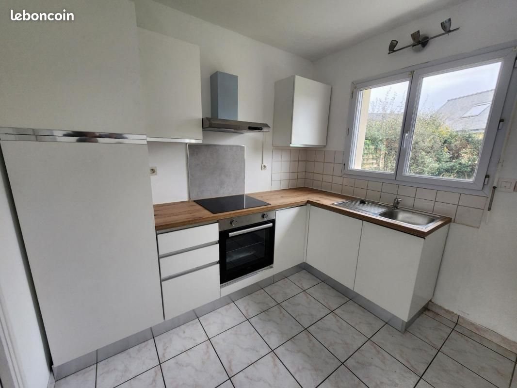 Maison à louer, 76m², Plabennec